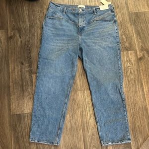 Abercrombie.  Womens 90’s straight. Ultra high rise.  Never worn.  35/20Regular